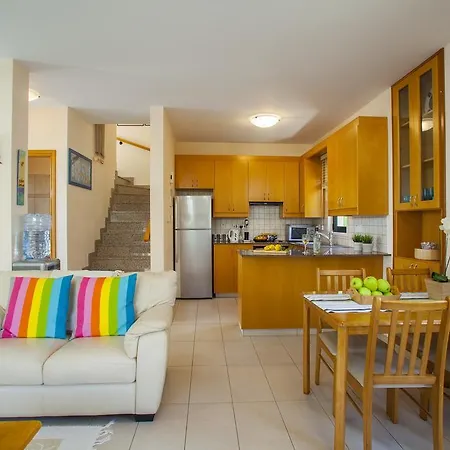 Enalos 37 Holiday home Voroklini