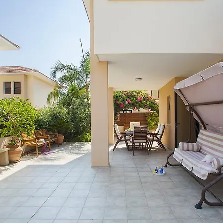 Enalos 37 Holiday home Voroklini
